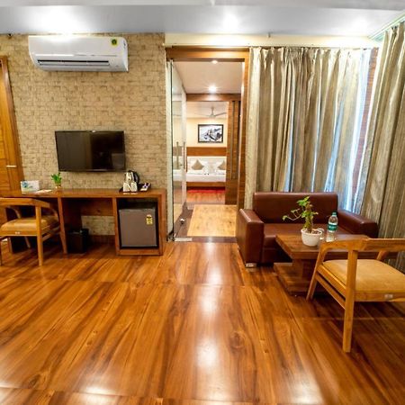 Hotel Divine Lakshmi Ganga Rishīkesh Extérieur photo