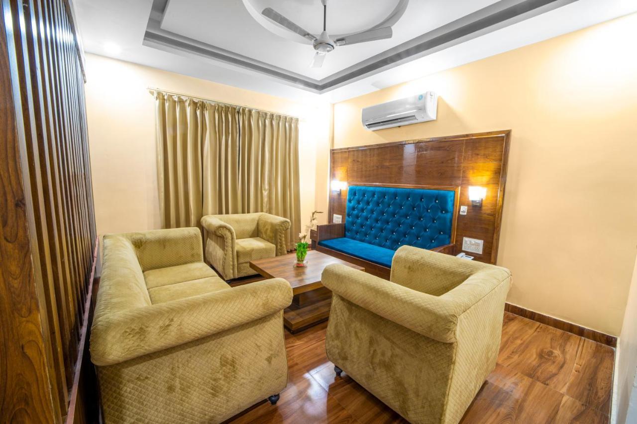 Hotel Divine Lakshmi Ganga Rishīkesh Extérieur photo