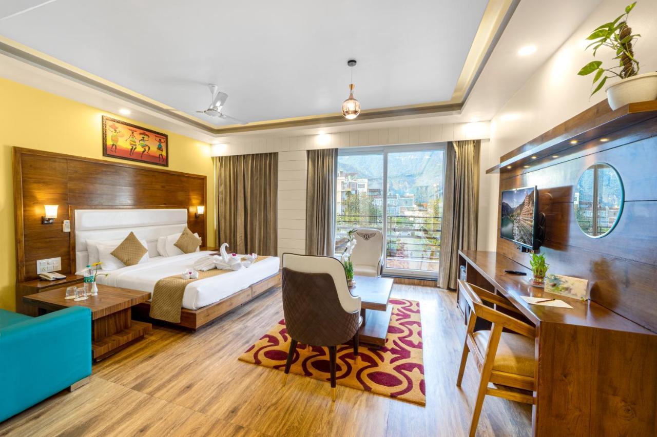 Hotel Divine Lakshmi Ganga Rishīkesh Extérieur photo