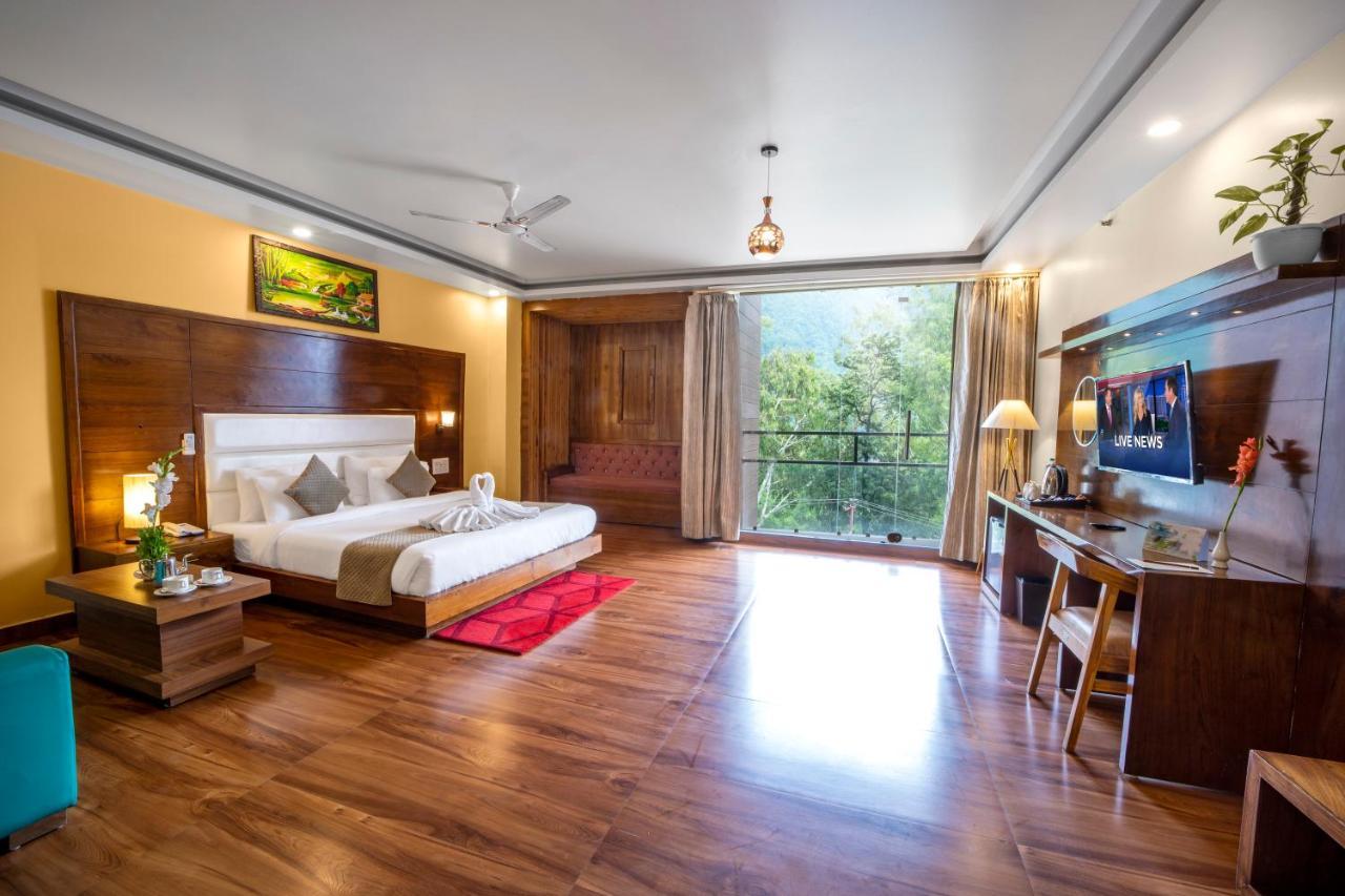 Hotel Divine Lakshmi Ganga Rishīkesh Extérieur photo
