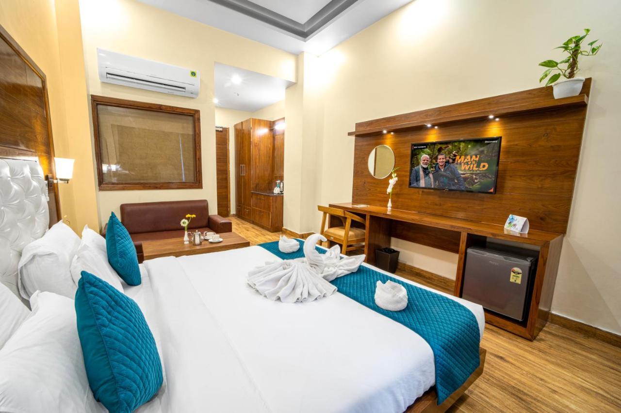 Hotel Divine Lakshmi Ganga Rishīkesh Extérieur photo