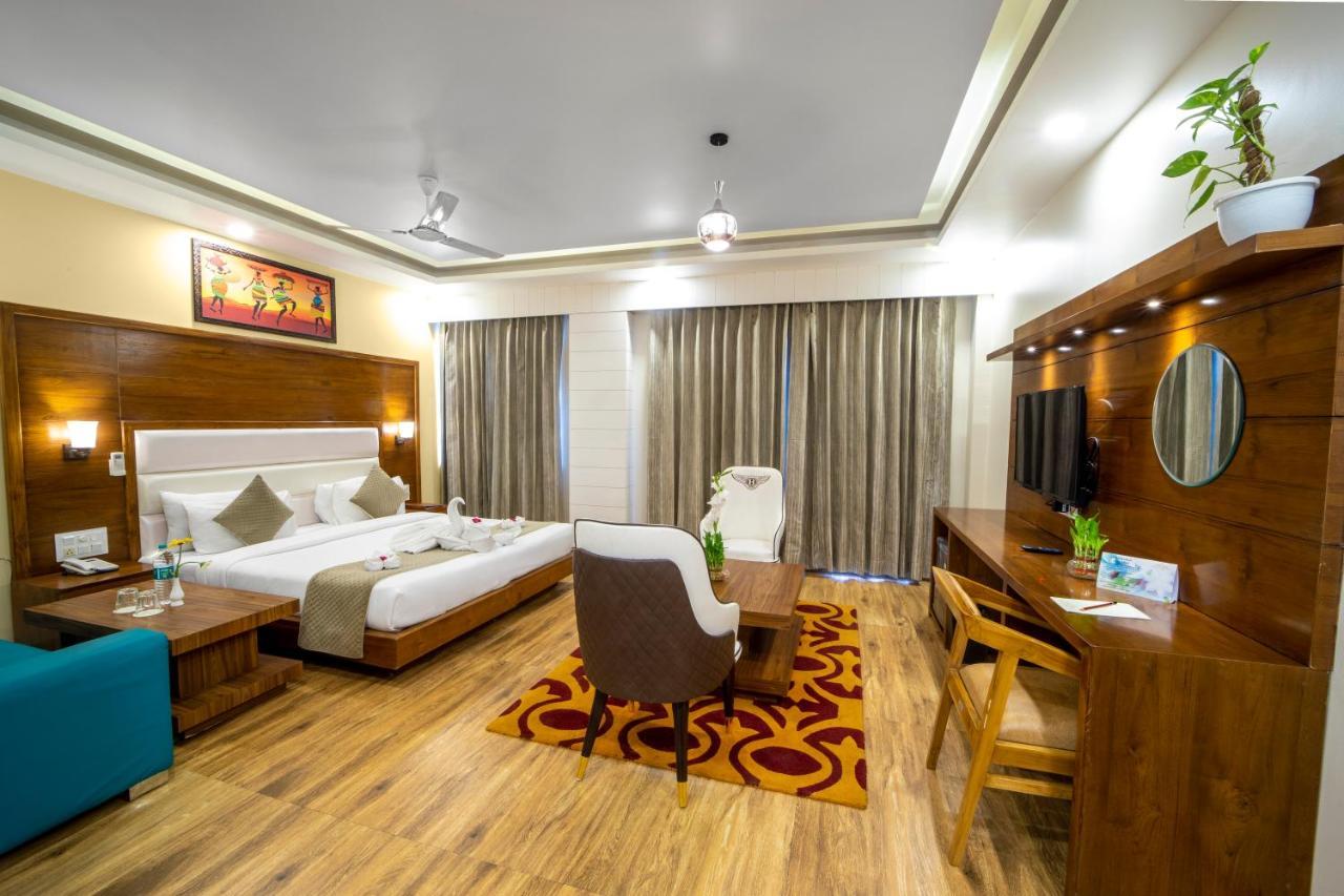 Hotel Divine Lakshmi Ganga Rishīkesh Extérieur photo
