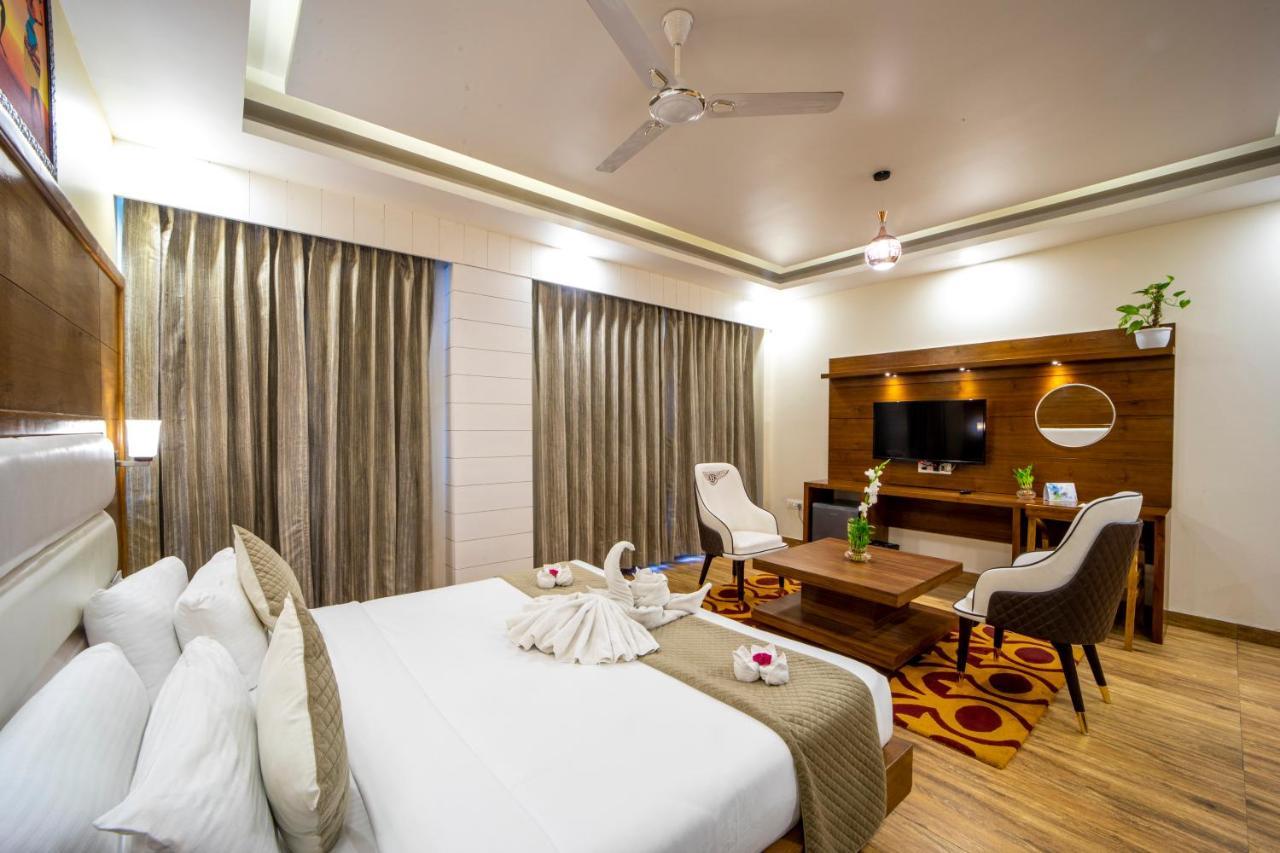 Hotel Divine Lakshmi Ganga Rishīkesh Extérieur photo